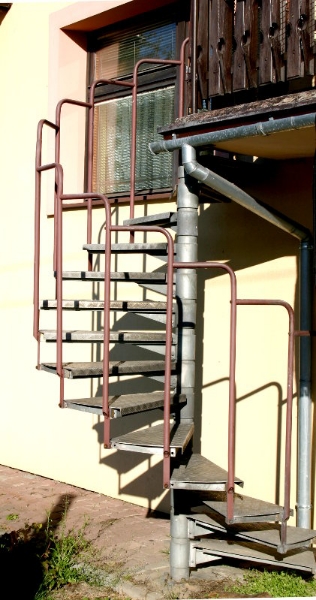 Schody balkonowe - Pewel Mała